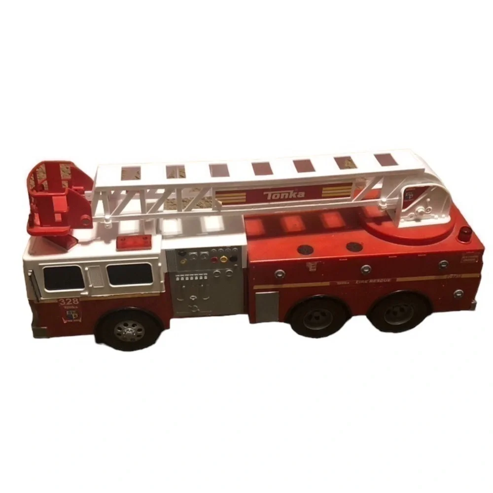 Vintage Tonka Fire Trunk Large Hook and Ladder Kids Toy Sounds Lights Red
